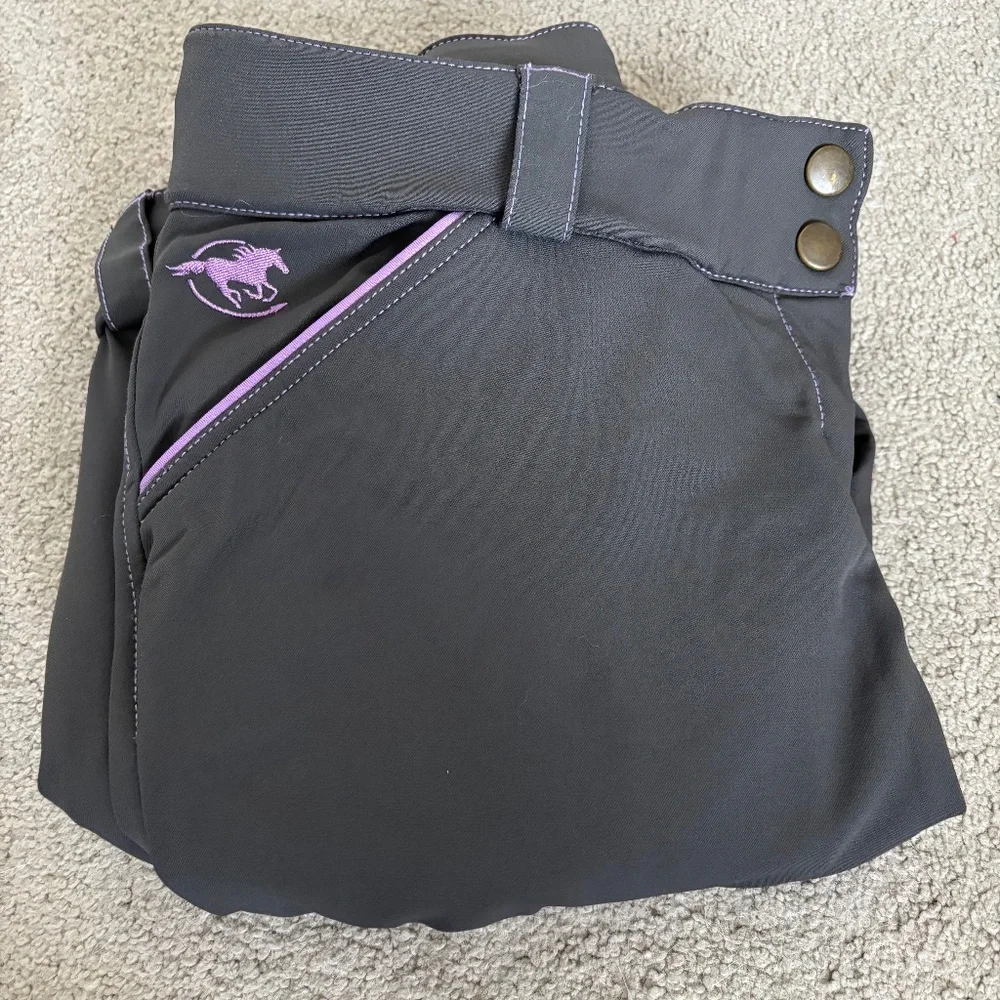 32R Piper evolution, charcoal with power purple, knee patch. Great Condition - Picture 1 of 4